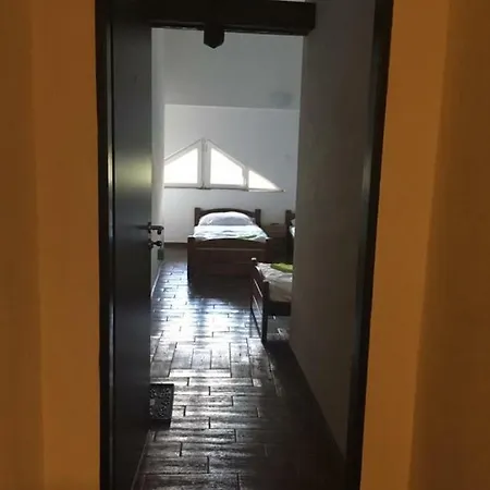 Brabcak 3* 브라티모브